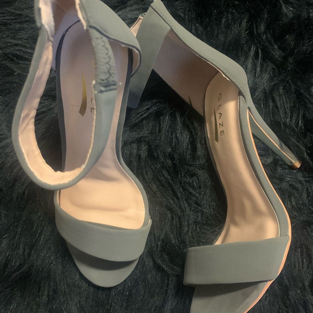 Cute heels